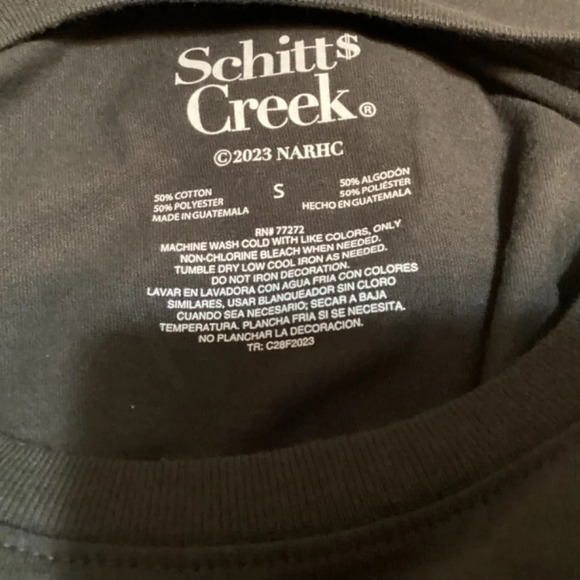 Schitt’s creek SZ S graphic tee funky edgy floral print grunge goth Netflix - Picture 2 of 6